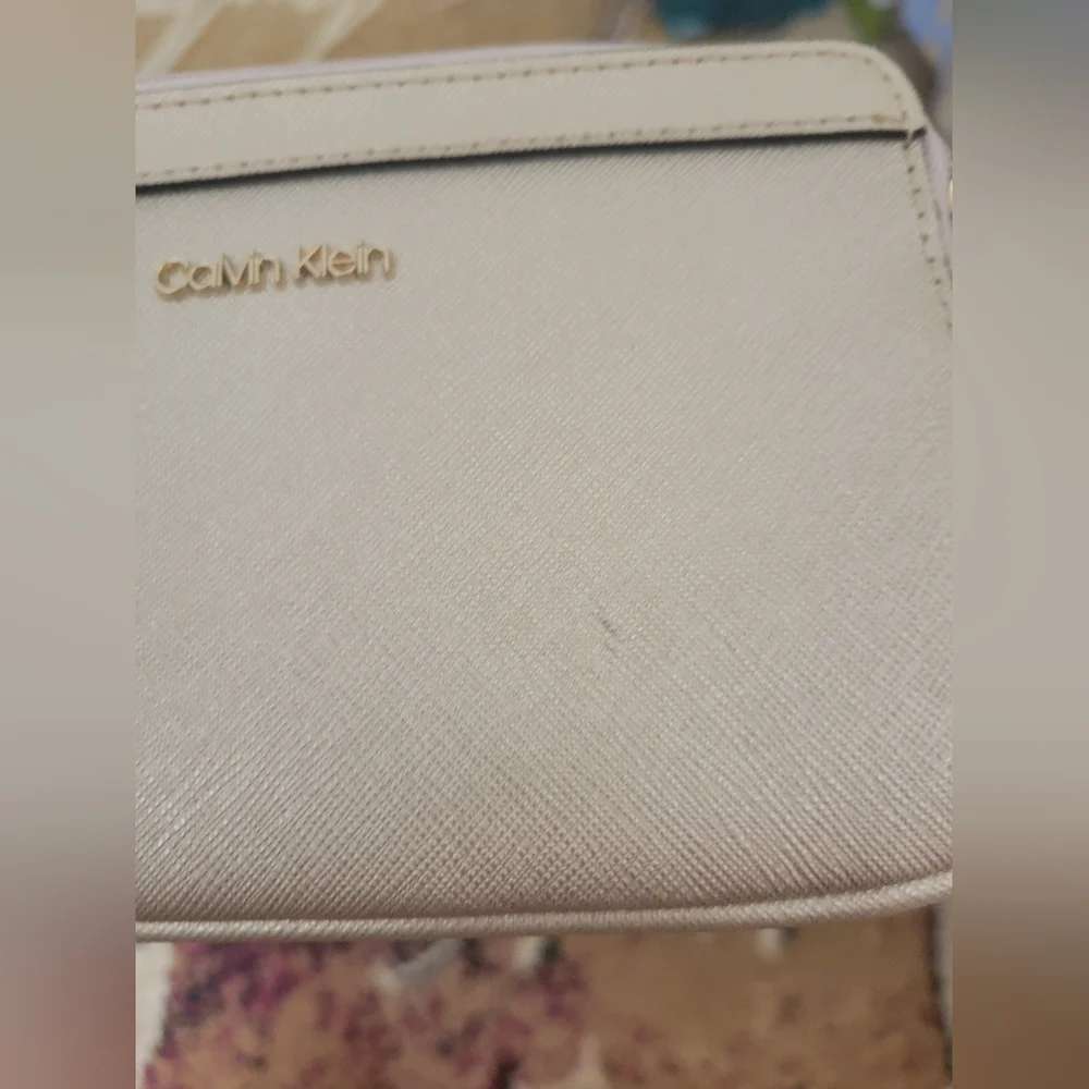 Calvin Klein pre loved
